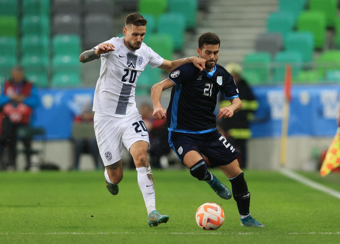 Slovenija na domači tekmi s San Marinom v 2. krogu kvalifikacij 26. marca ni navdušila z igro in je amaterske nogometaše iz najstarejše republike na svetu strla šele v drugem polčasu z 2:0. Foto: Reuters