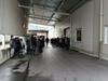 Zaposleni A&E Europe z opozorilno stavko proti zaprtju podjetja in odpuščanju