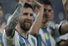 Messi s hat-trickom v elitnem klubu 100