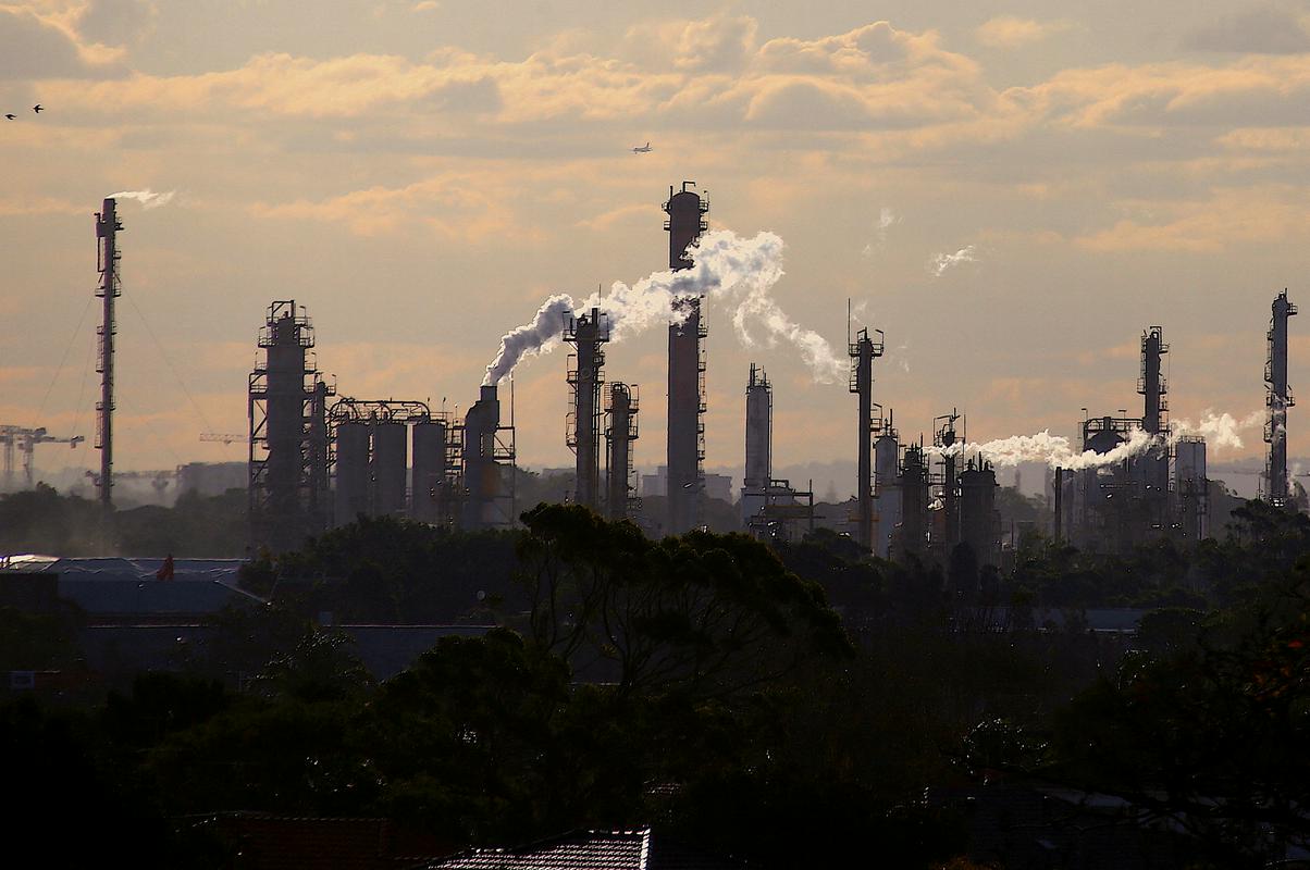 Na fotografiji je kemična tovarna v Sydneyju. Foto: Reuters