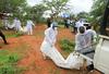 V Keniji našli trupla številnih ljudi, ki naj bi jih v smrt vodil 