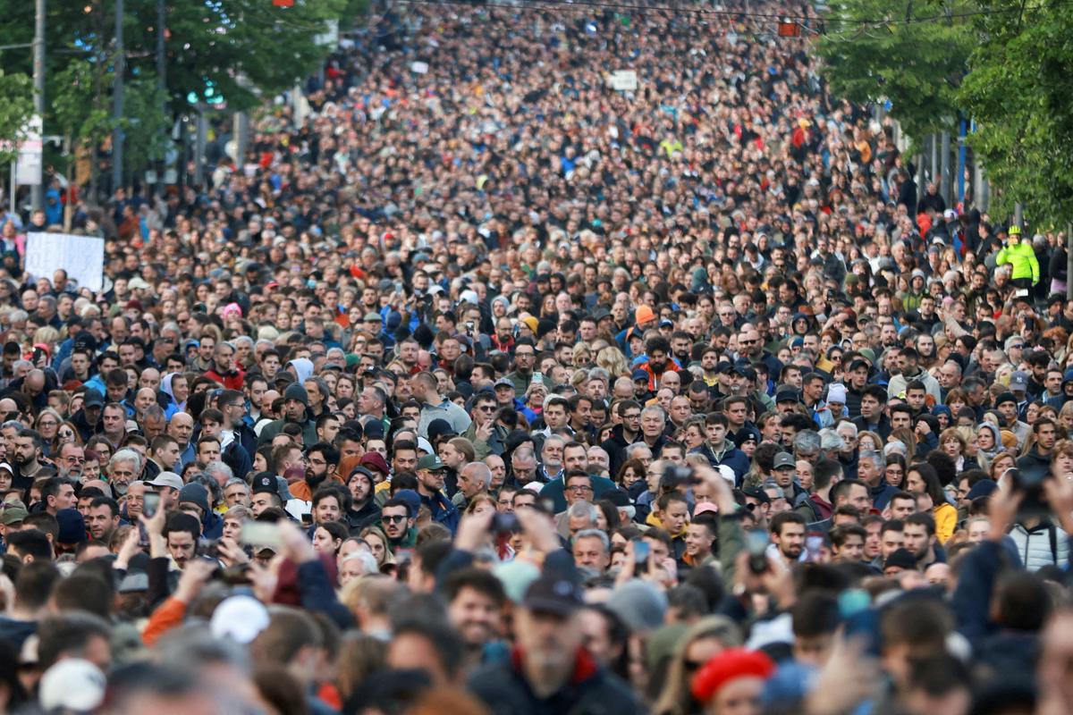 Zbralo naj bi se več kot 50.000 ljudi. Foto: Reuters