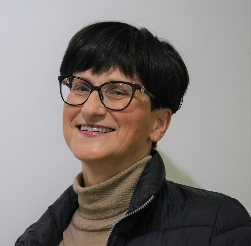 Ivana Leskovec, etnologinja in dolgoletna direktorica Mestnega muzeja Idrija. Foto: Mestni muzej Idrija