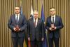 Ukrajina odlikovala ministra Šarca in državnega sekretarja Črnčeca 