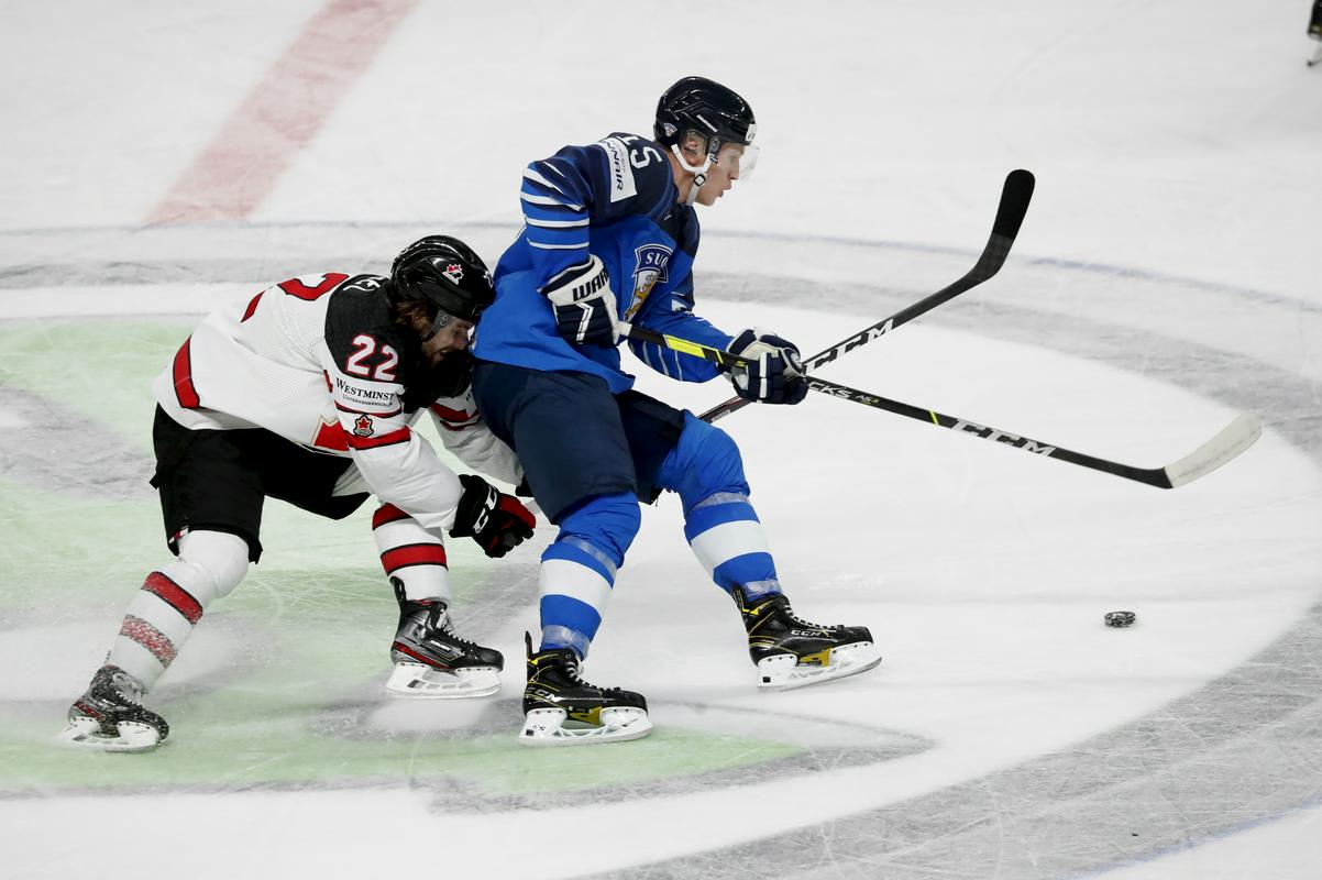 Kanada in Finska sta se zadnja leta pogosto merili v boju za medalje. Foto: EPA