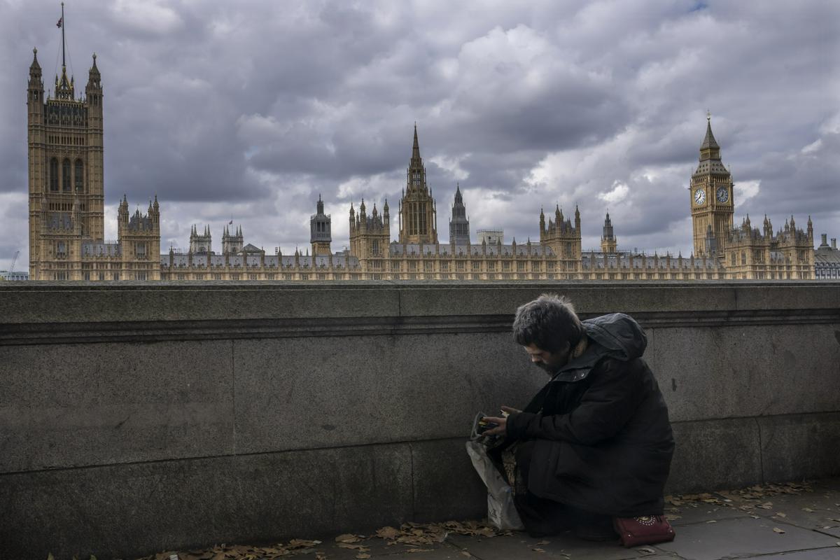 Tudi v Londonu je nepremičninska kriza velika. Foto: AP