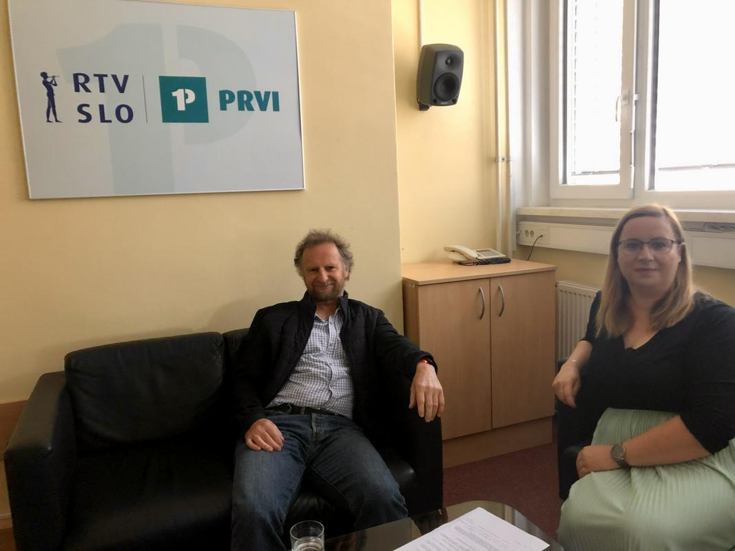 Dr. Ivan Kos z voditeljico Ob osmih Metko Pirc Foto: Radio Prvi