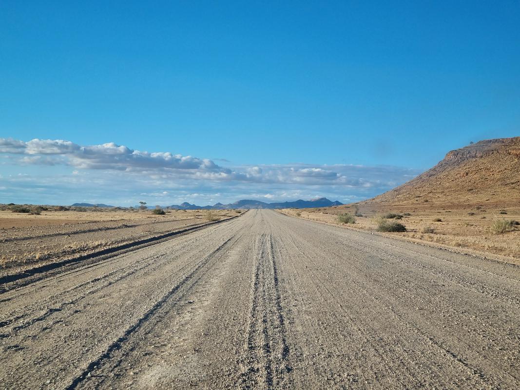 Cesta v Namibiji. Foto: Ksenja Tratnik/MMC RTV SLO