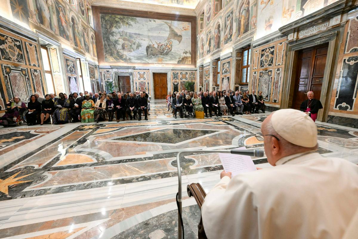 Papež je imel v soboto več sprejemov. Foto: Reuters