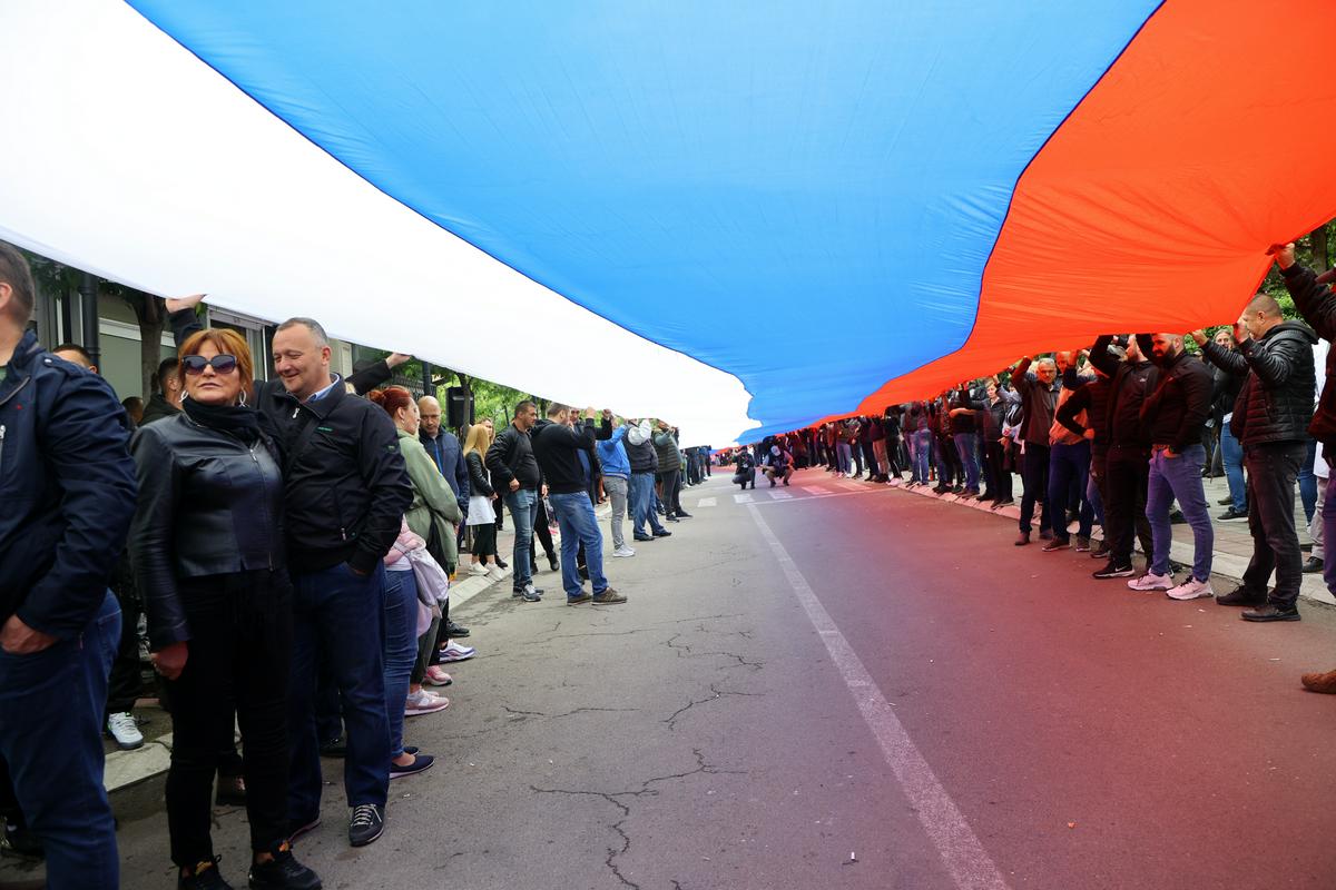 Srbski protestniki. Foto: EPA