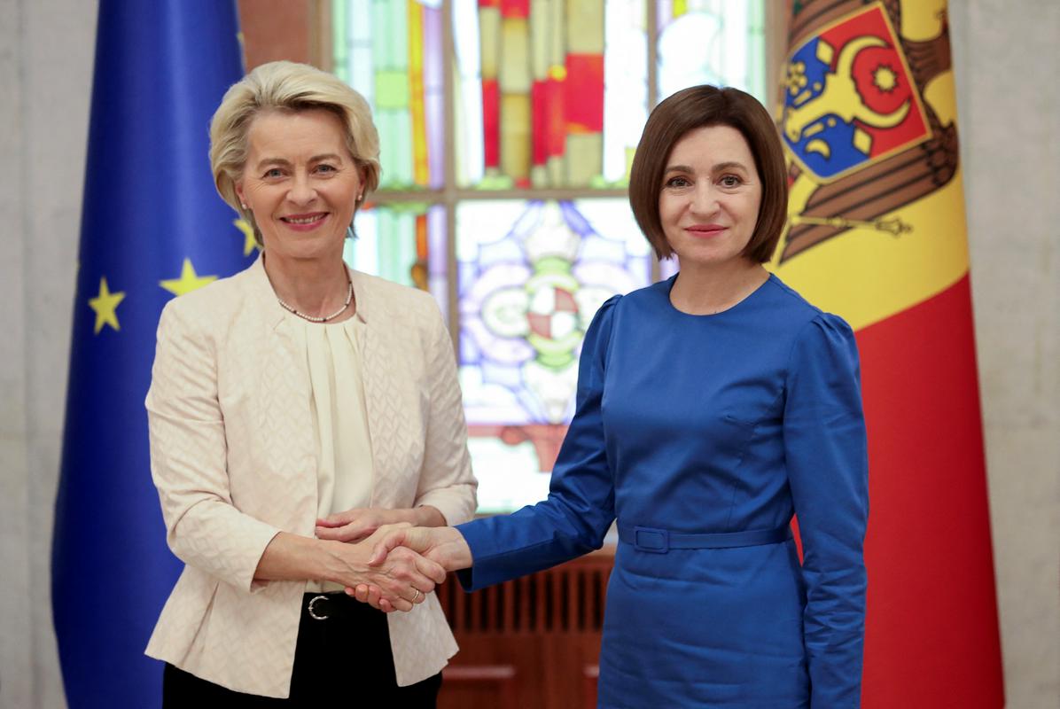 Ursula von der Leyen in moldavska predsednica Maia Sandu. Foto: Reuters
