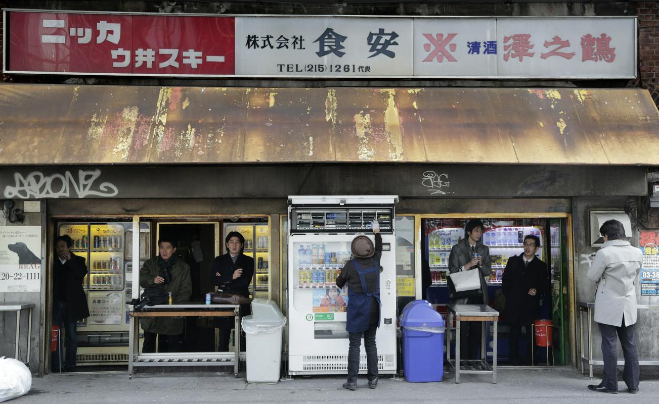 Avtomati na Japonskem bodo ob morebitnem potresu brezplačno ponujali hrano