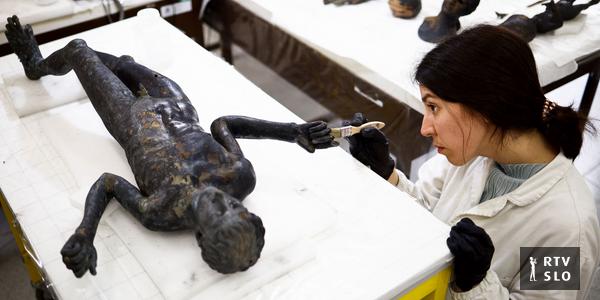 Come lo spazzino del villaggio ha aiutato a scoprire antiche sculture in bronzo