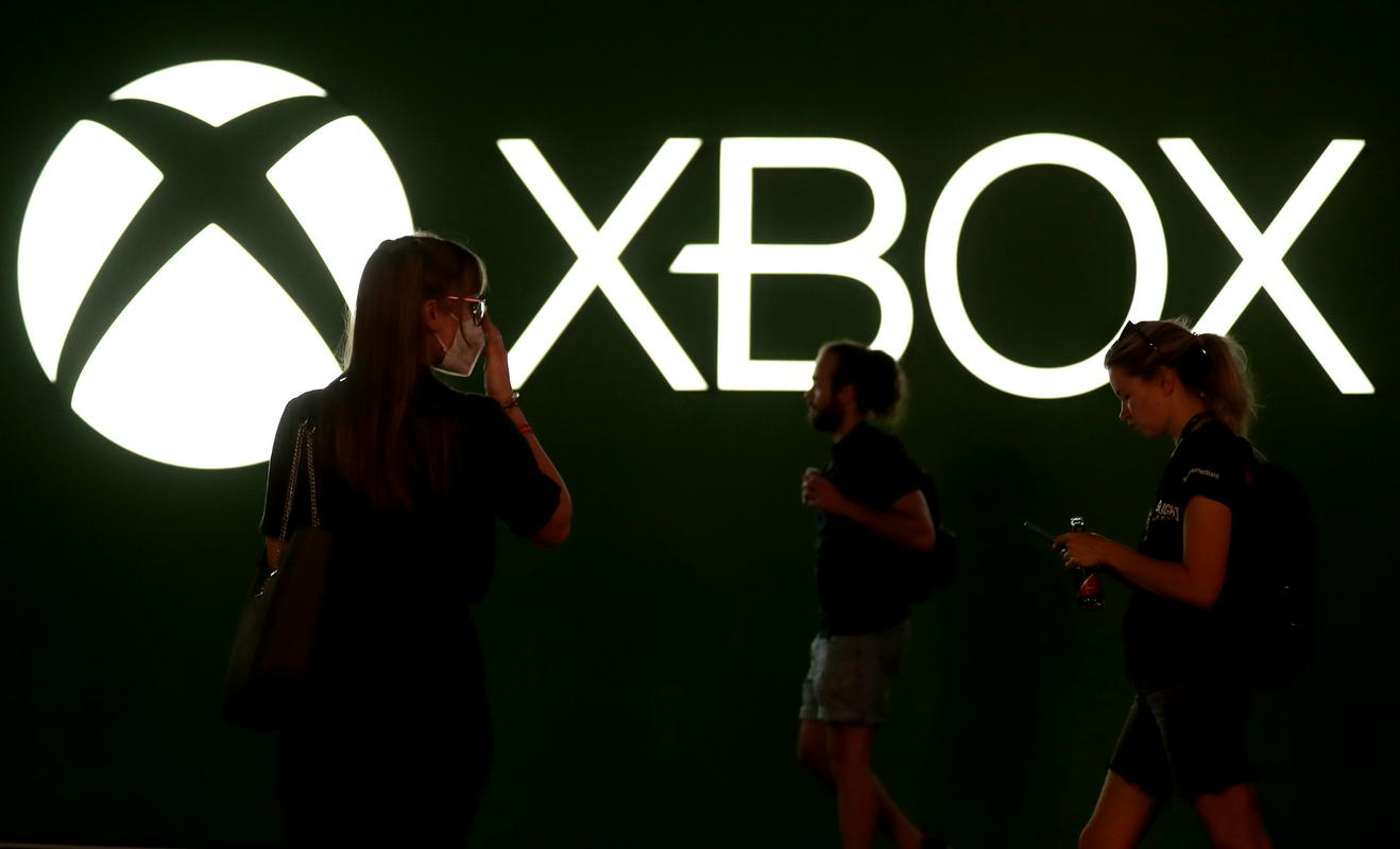 Uporabniki Xboxa, mlajši od 13 let, so morali za registracijo vnesti več osebnih podatkov, o čemer pa Microsoft ni obvestil njihovih staršev, niti ni zahteval njihovega soglasja. Foto: EPA