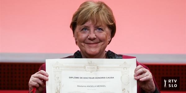 Neben Büro und Personal bezahlen Angela Merkels Deutsche auch eine Assistentin für Haare und Make-up