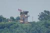 Ameriški vojak v disciplinskem postopku namesto deportacije domov zbežal v Severno Korejo