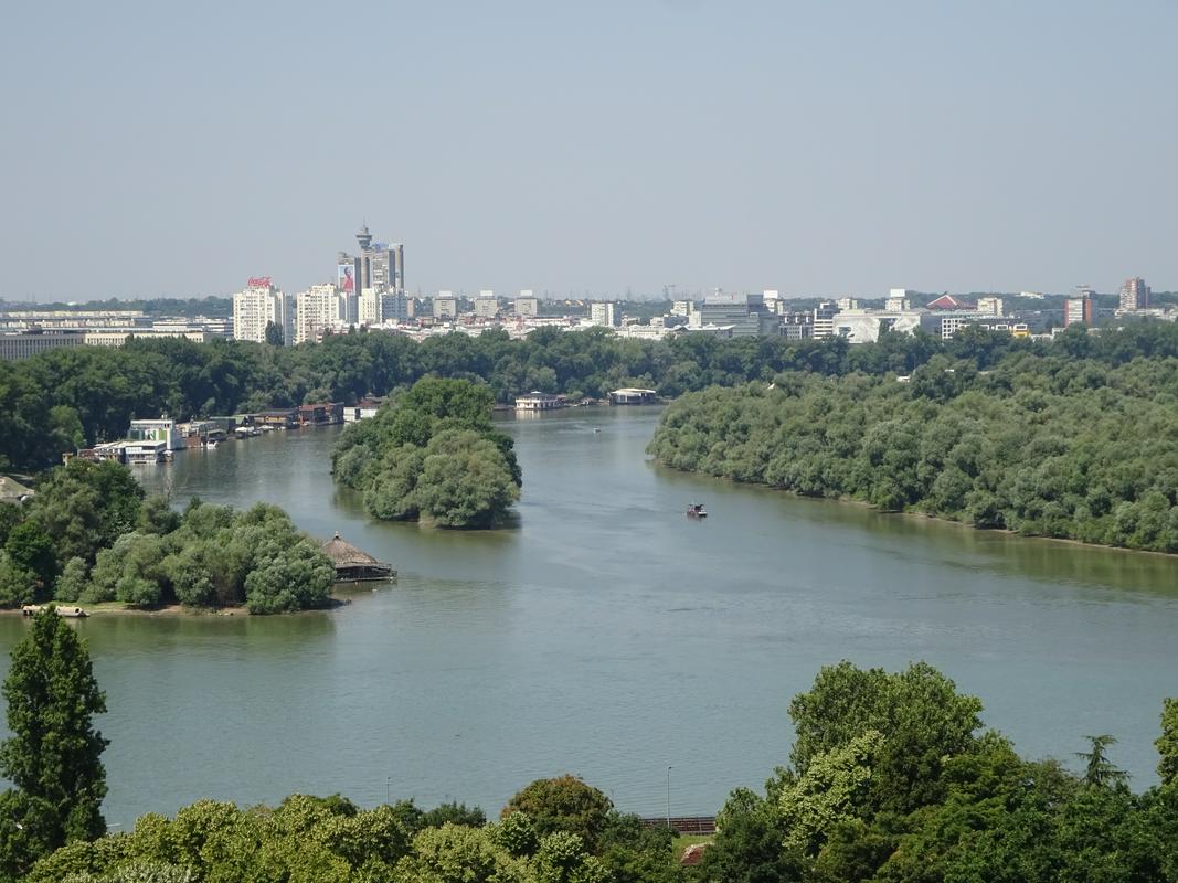 Sotočje Save in Donave v Beogradu. Foto: Rok Omahen