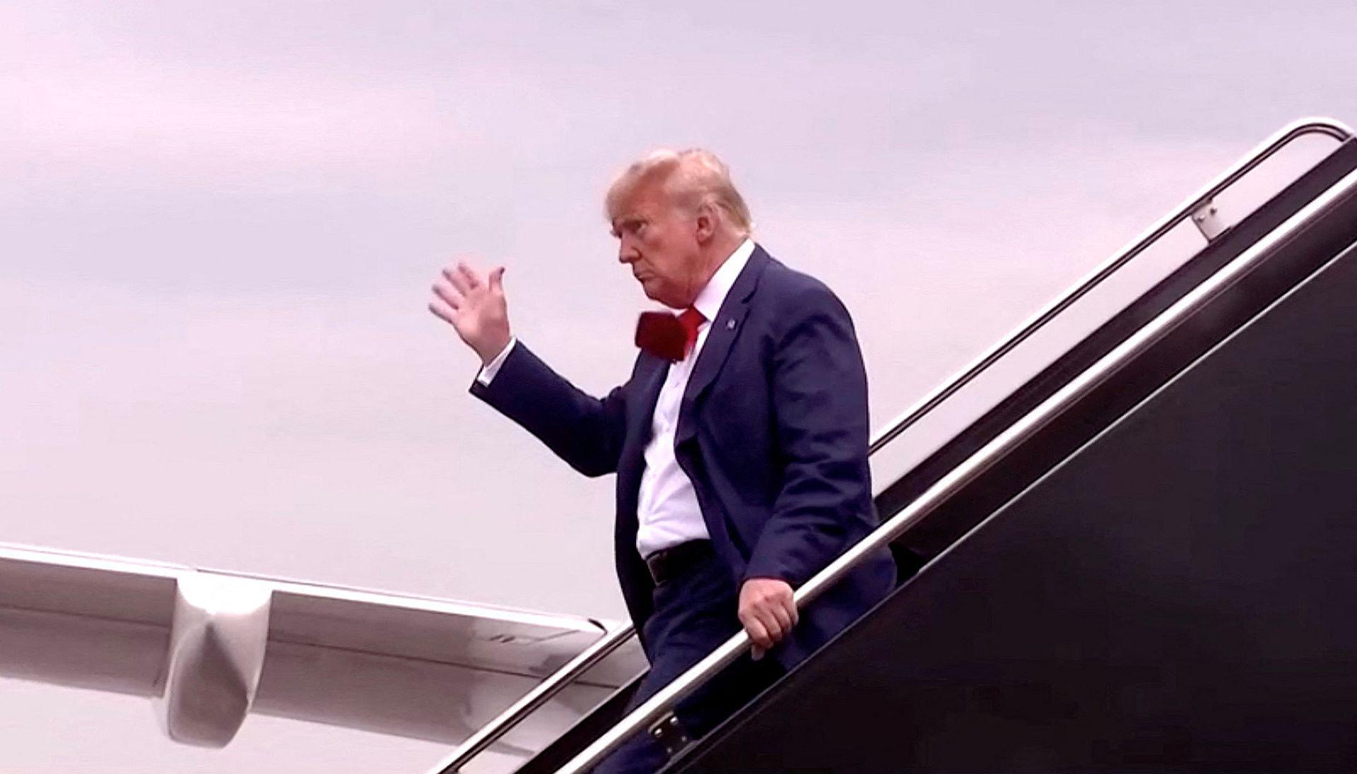 Trump se je izrekel za nedolžnega obtožb v vseh točkah obtožnice