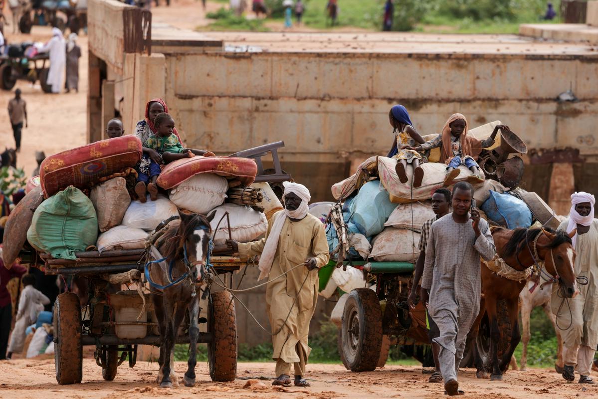Na jugu Sudana po napadu uporniške skupine več tisoč ljudi pobegnilo z domov
