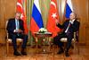 Putin po srečanju z Erdoganom napovedal dobavo žita v Afriko prek Turčije in Katarja 