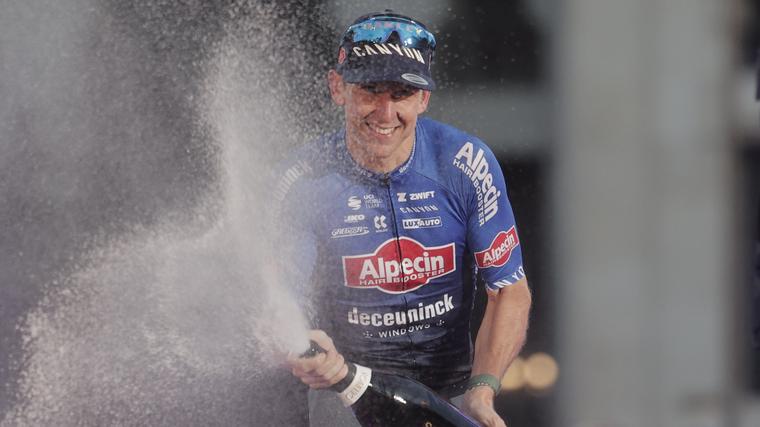 Kaden Groves - the best sprinter of the race, who celebrated in stages 4, 5 and 21, while also coming second twice.  Photo: Twitter/@JumboVismaRoad