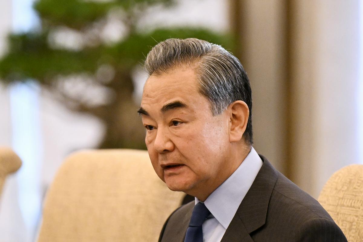 The rank was succeeded by his predecessor Vang.  Photo: EPA