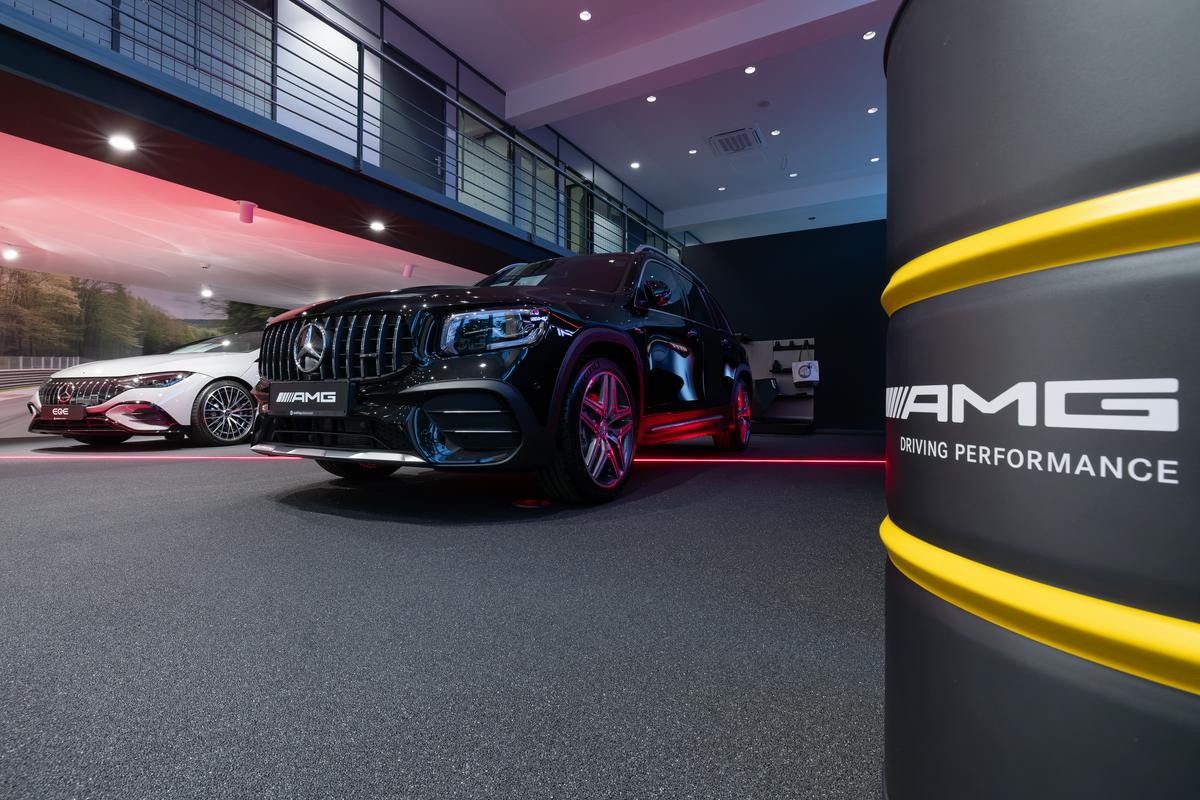 Novi salon Mercedes-Benz bo v regiji edinstven tudi zaradi AMG kotička. Foto: Mercedes-Benz