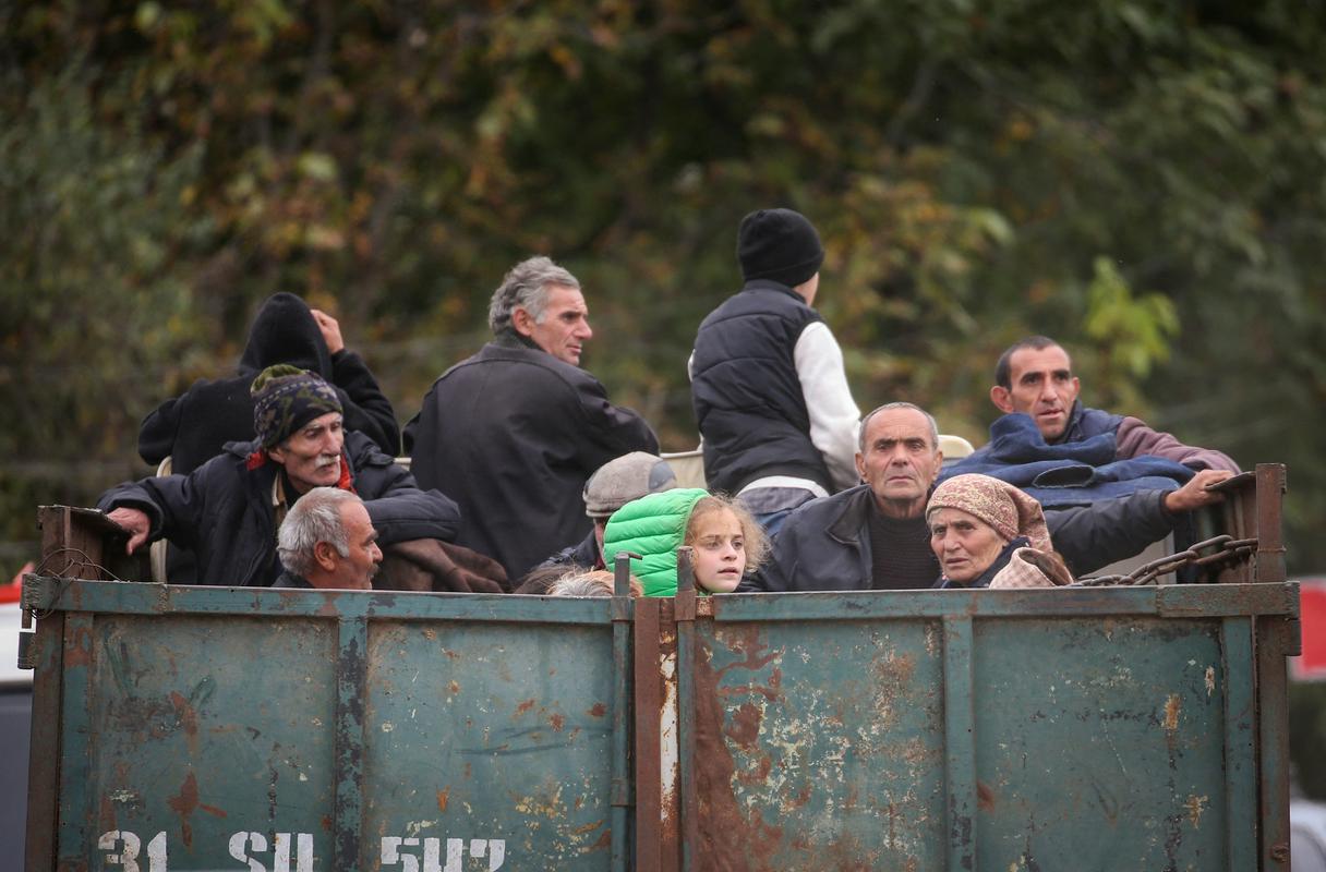 Begunci iz Gorskega Karabaha. Foto: Reuters