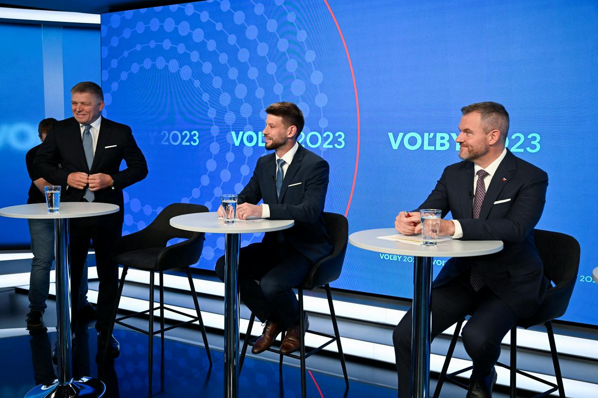 Fico, Šimečka in Pellegrini na televizijski debati. Foto: Reuters