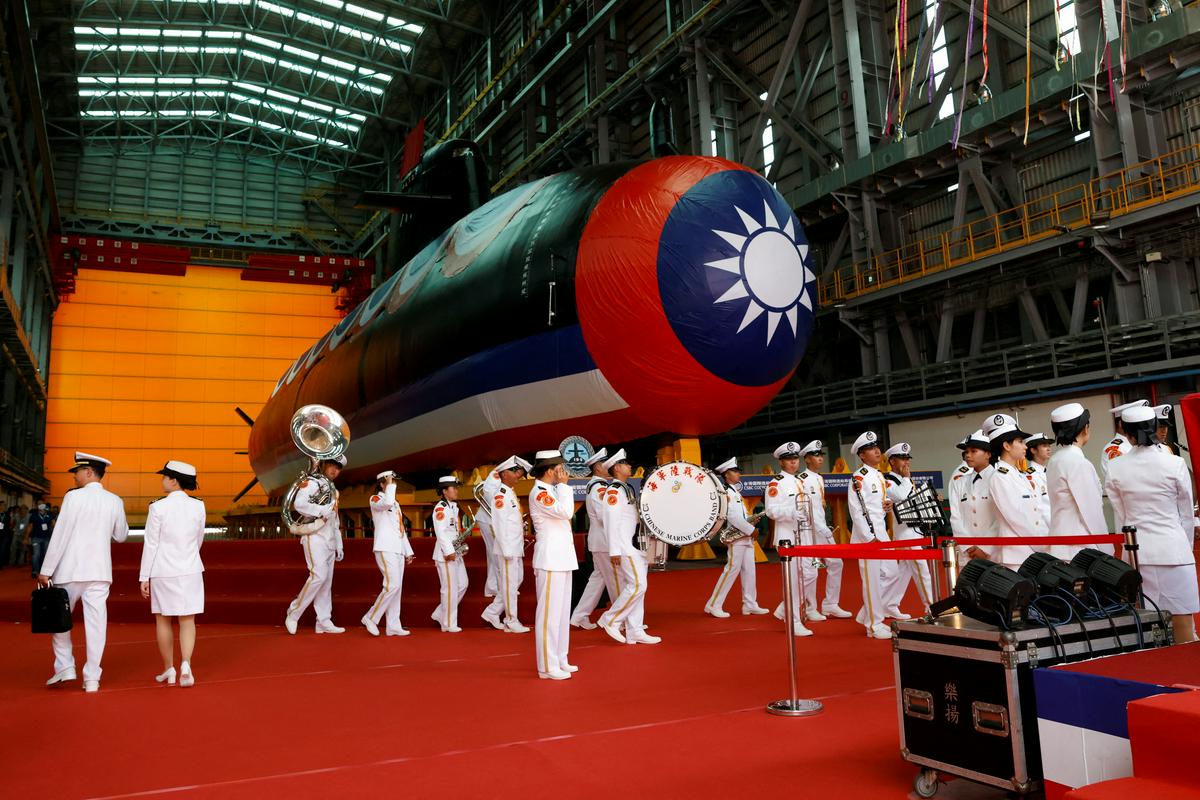 Tajvan predstavil prvo domačo podmornico. Operativna naj bi bila do leta 2025.
