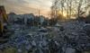 V ruskem napadu na vas Groza na severovzhodu Ukrajine ubitih več kot 50 civilistov