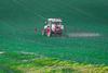 EU zaenkrat ni dosegel dogovora za podaljšanje uporabe herbicida glifosat za deset let