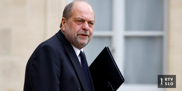Le ministre français de la Justice suite à des allégations de conflit d’intérêts à la magistrature