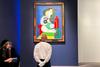 Picassova Ženska z uro prodana za 130 milijonov evrov