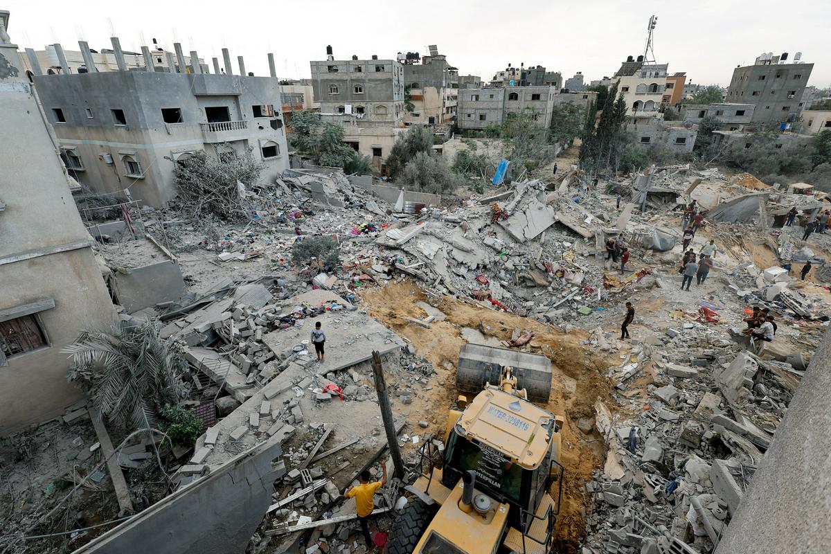 Posledice izraelskega napada v Gazi. Foto: Reuters