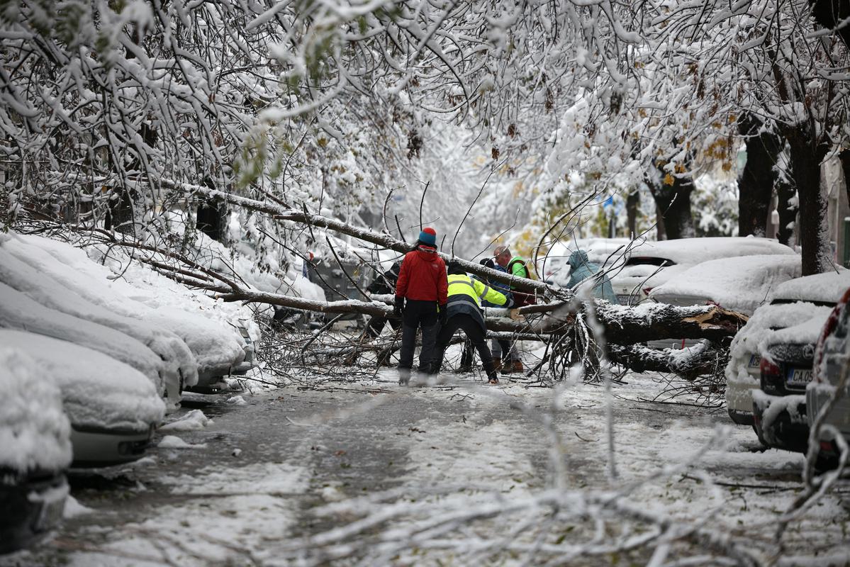 Snežna nevihta v Sofiji. Foto: Reuters