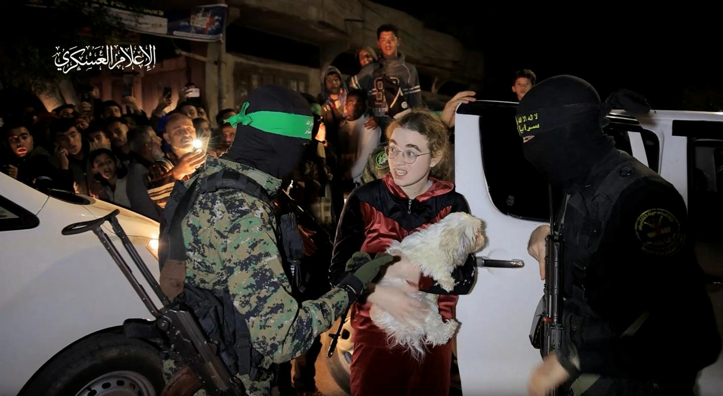 Izrael in Hamas sta v torek opravila peto izmenjavo ujetnikov. Foto: Reuters