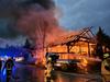 Pogorelo skladišče v Srakovljah, en človek zaradi vdihavanja dima v bolnišnico