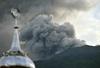 Med izbruhom ognjenika Marapi umrlo enajst pohodnikov