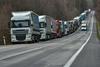 Mejo med Poljsko in Ukrajino prečkali prvi tovornjaki