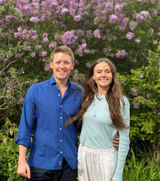 Vojvoda Westminstrski in Olivia Henson sta se zaročila aprila, poročila pa se bosta junija prihodnje leto. Foto: Instagram