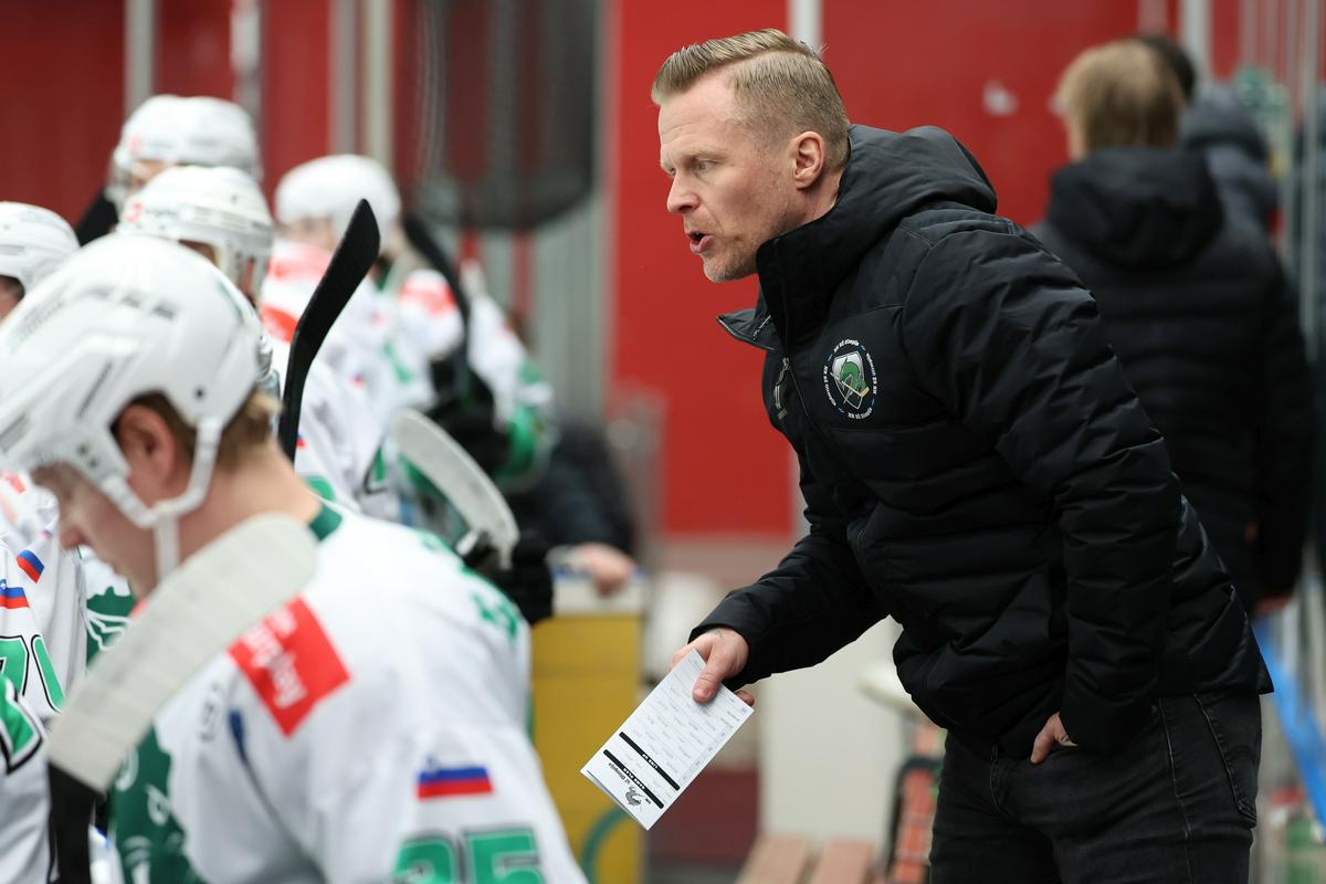 Antti Karhula je bil večkrat jezen na svoje varovance. Foto: www.alesfevzer.com