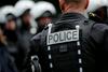 Francoska policija pred olimpijskimi igrami pregnala prebežnike iz skvota v predmestju Pariza