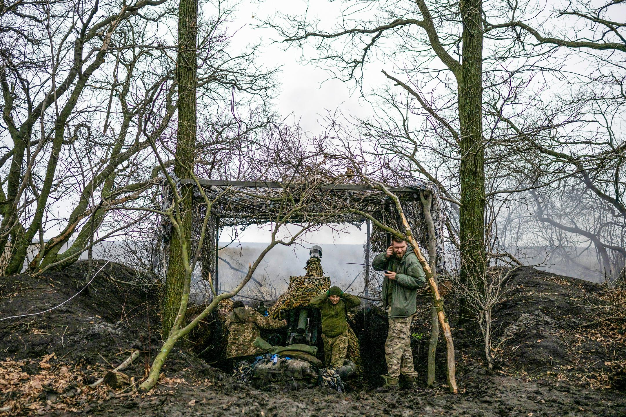 Ukrajina sestrelila več ruskih dronov, Moskva se hvali s povečanim obsegom vojaške industrije