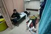 WHO zaskrbljen zaradi pregona 600 bolnikov in zdravstvenih delavcev iz bolnišnice Al Aksa v Gazi