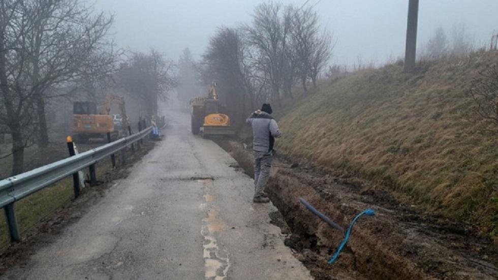 Po brkinskih vaseh še vedno odprta gradbišča