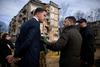 Ukrajina poziva Zahod, naj ji izroči zamrznjeno rusko premoženje; Kijev skrbi usihanje pomoči Zahoda