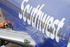 Nove težave Boeinga: letalu 737-800 med vzletom odpadel pokrov motorja