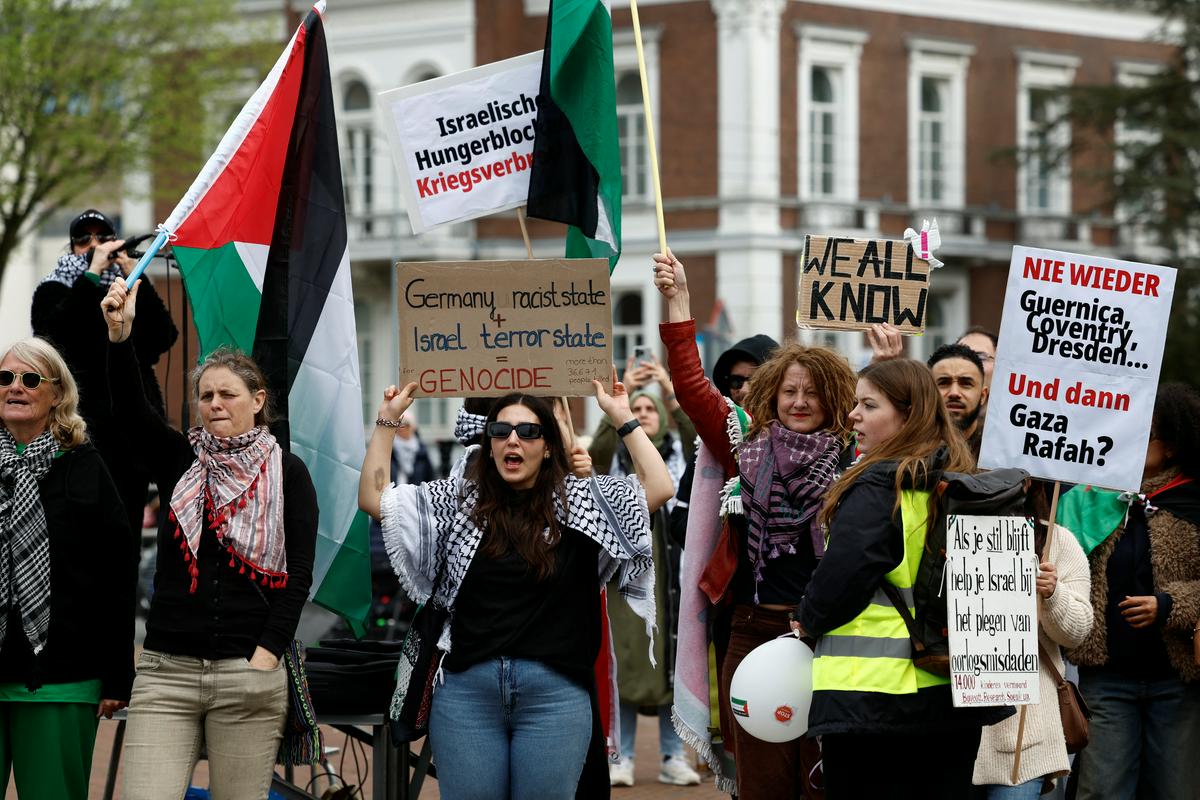 Nemške oblasti ustavile propalestinski kongres in prepovedale vstop priči iz Gaze