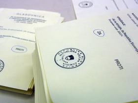 Referendum o vstopu Slovenije v EU in Nato. Foto: BoBo